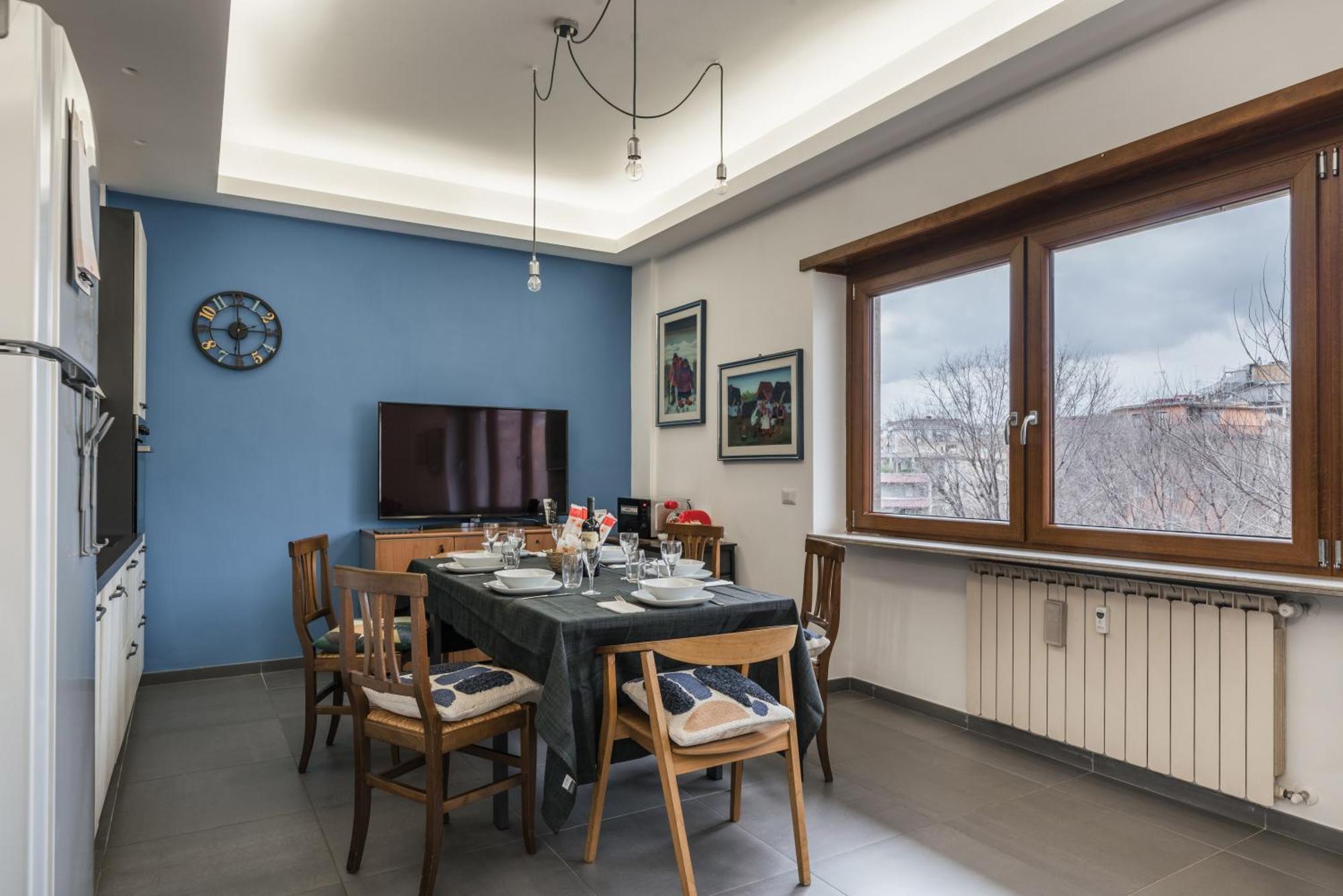 Apartment One's Place *