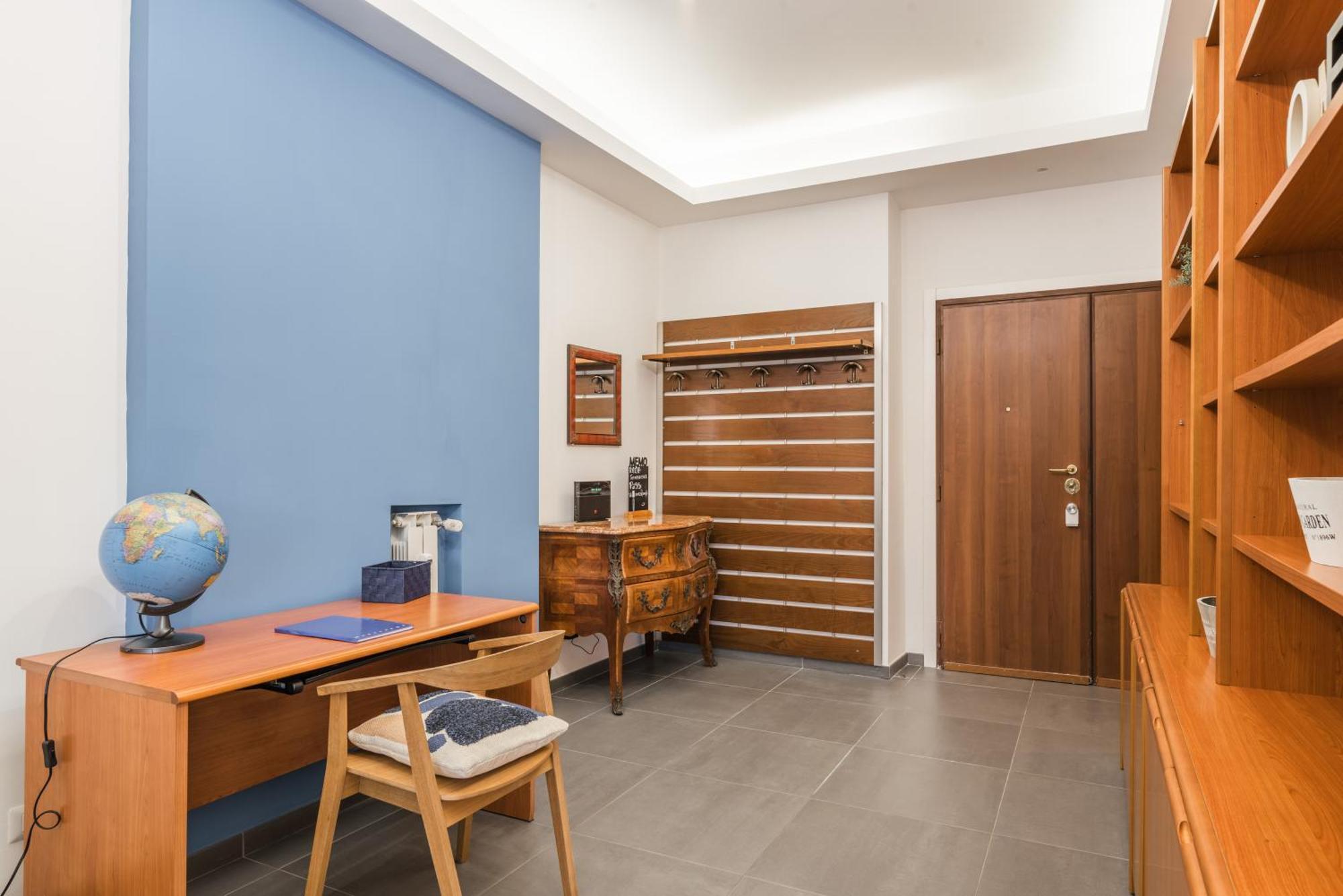 One's Place Apartment *